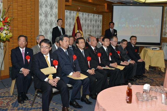 ファイル 1564-2.jpg