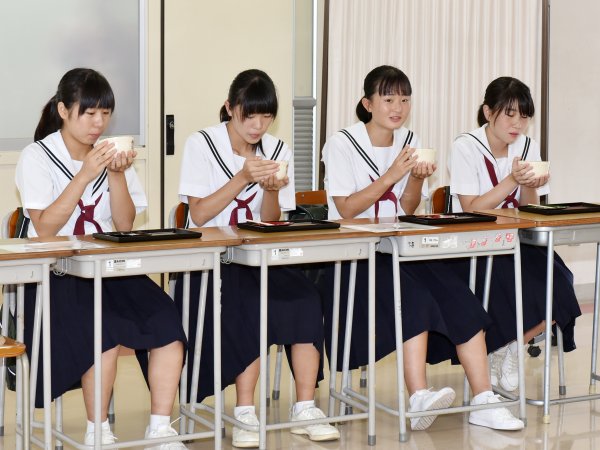 ファイル 3620-6.jpg